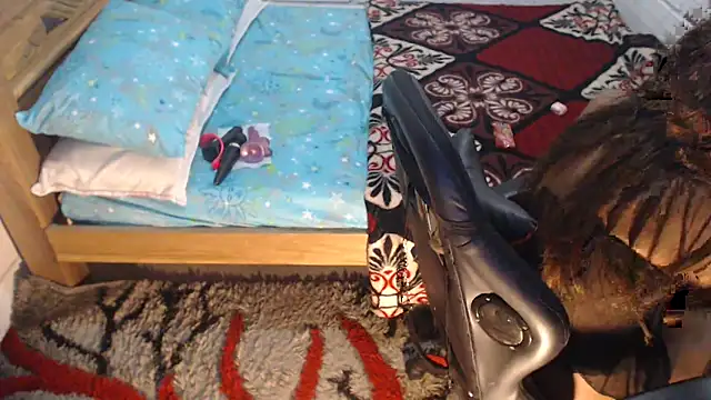 sexyjustin202 online show from March 2026 02:22:01 AM