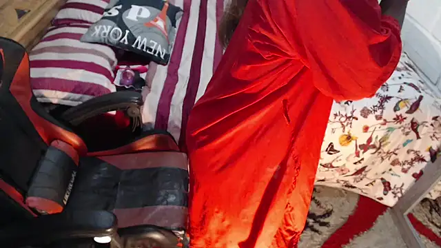 Snapshot of sexyjustin202 chatting on November 2025 01:50:02 AM sexyjustin202 online show from November 2025 01:50:02 AM