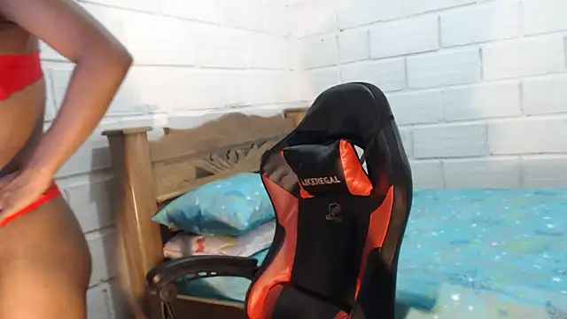 sexyjustin202 online show from February 2026 09:58:02 PM