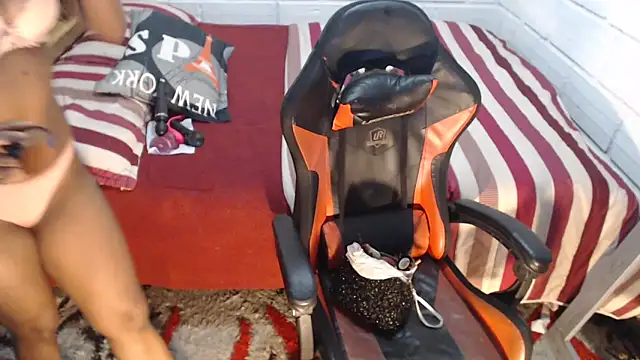 Snapshot of sexyjustin202 chatting on November 2025 09:52:02 PM sexyjustin202 online show from November 2025 09:52:02 PM