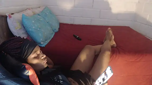 sexyjustin202 online show from July 2026 08:42:02 PM