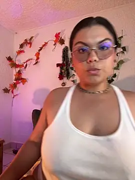 Snapshot of kittylu__ chatting on May 2026 02:57:01 AM kittylu online show from May 2026 02:57:01 AM