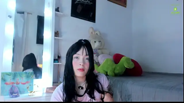 Snapshot of miaa-lee chatting on November 2025 02:21:01 AM miaa-lee online show from November 2025 02:21:01 AM