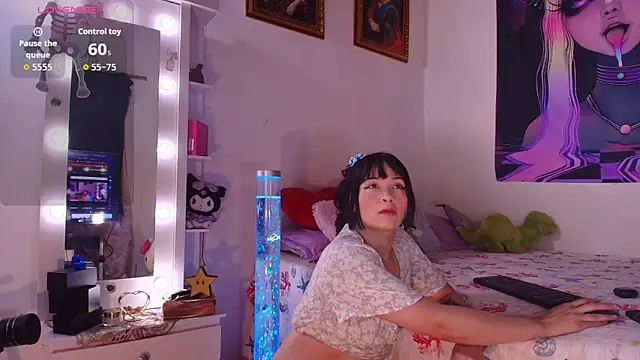 miaa-lee online show from April 2026 01:15:02 PM