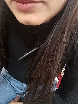 CuteSarikaLIVE online show from December 2025 04:08:01 AM