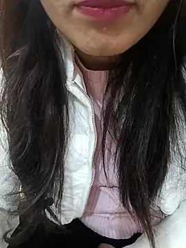 CuteSarikaLIVE online show from December 2025 04:12:02 AM