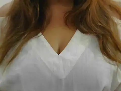 Snapshot of Hazel_luv chatting on September 2025 06:57:02 AM Hazel luv online show from September 2025 06:57:02 AM