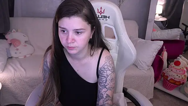 AmellyMilly online show from October 2025 12:51:02 PM
