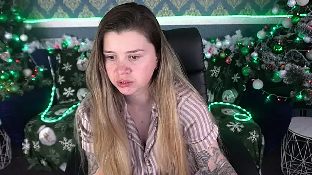 AmellyMilly online show from December 2025 01:44:02 PM