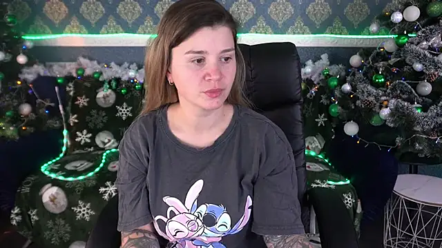 AmellyMilly online show from December 2025 07:50:02 PM