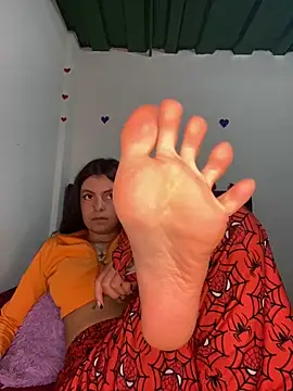 Snapshot of Meghan320 chatting on March 2025 03:40:01 AM Meghan320 online show from March 2025 03:40:01 AM