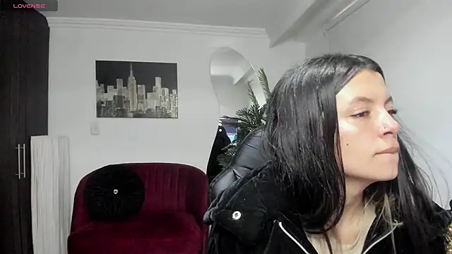 Snapshot of Meghan320 chatting on October 2025 11:34:02 AM Meghan320 online show from October 2025 11:34:02 AM