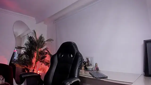 Meghan320 online show from January 2026 11:36:02 AM