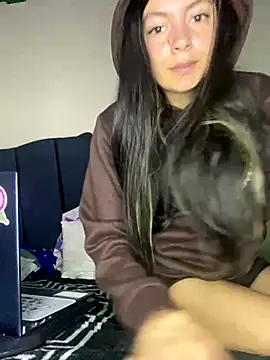 Snapshot of Meghan320 chatting on September 2025 04:08:02 AM Meghan320 online show from September 2025 04:08:02 AM