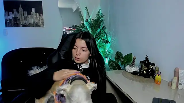 Snapshot of Meghan320 chatting on October 2025 11:30:01 AM Meghan320 online show from October 2025 11:30:01 AM