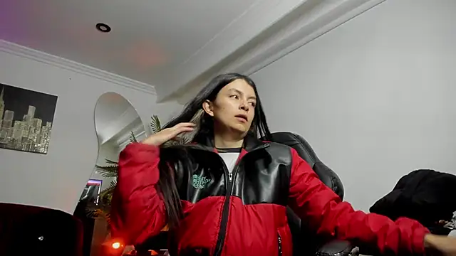 Snapshot of Meghan320 chatting on October 2025 11:31:01 AM Meghan320 online show from October 2025 11:31:01 AM