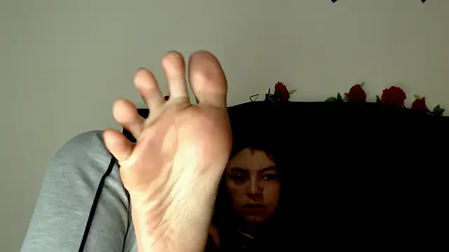 Snapshot of Meghan320 chatting on March 2025 03:36:01 AM Meghan320 online show from March 2025 03:36:01 AM