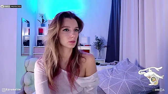 Karamelsw  online show from November 2025 01:38:01 AM