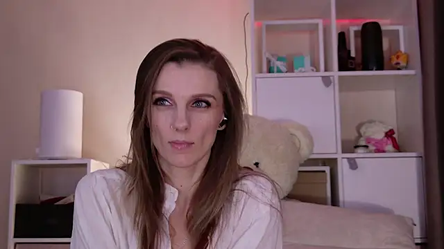 Karamelsw  online show from March 2026 09:04:02 PM