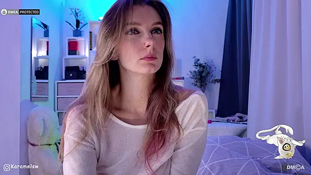 Karamelsw  online show from November 2025 10:21:01 PM