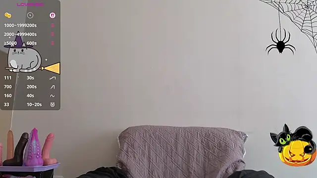 MaryHillx online show from October 2025 08:24:02 AM