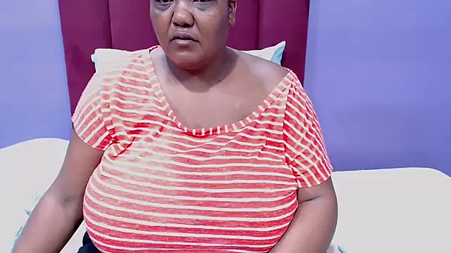 GiantTittts online show from March 2026 05:40:02 PM