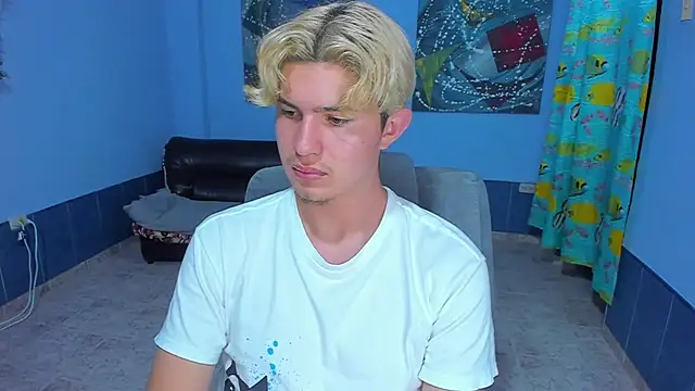 patrik 027 online show from October 2025 07:40:02 AM