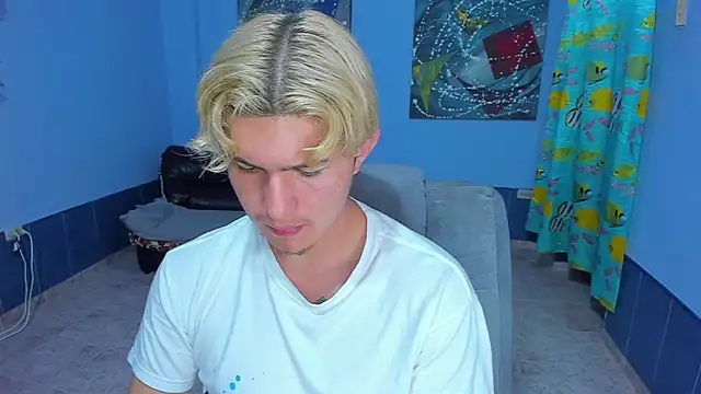 patrik 027 online show from October 2025 07:46:01 PM