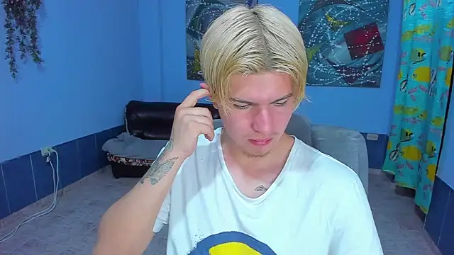 patrik 027 online show from October 2025 05:26:02 PM