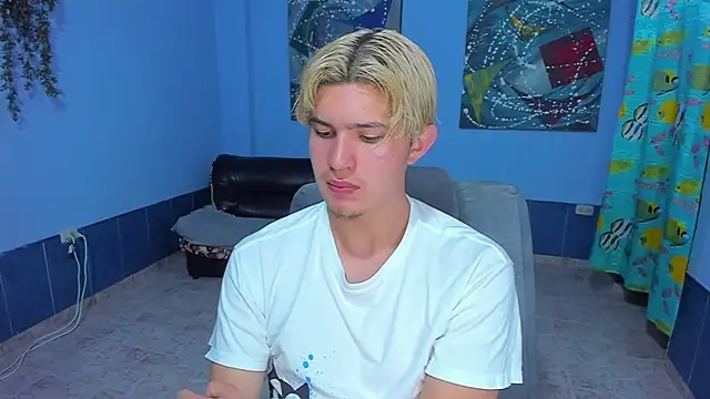 patrik 027 online show from October 2025 07:37:01 PM