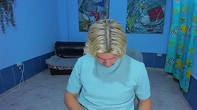 patrik 027 online show from November 2025 04:41:01 AM