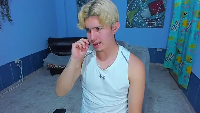 patrik 027 online show from November 2025 08:45:02 PM