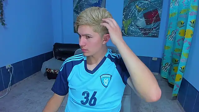 patrik 027 online show from October 2025 07:18:01 PM