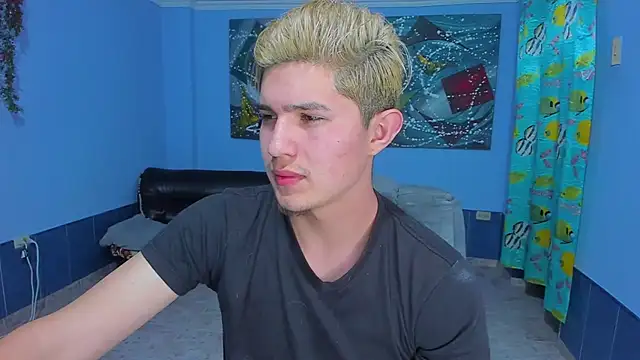 patrik 027 online show from October 2025 07:00:01 PM