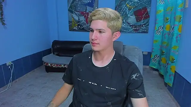 patrik 027 online show from October 2025 07:04:01 PM