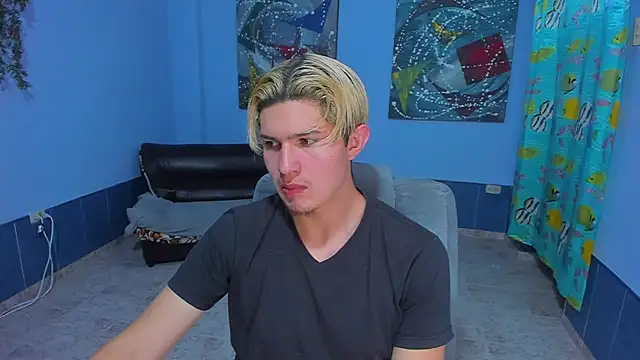 patrik 027 online show from November 2025 03:11:01 AM