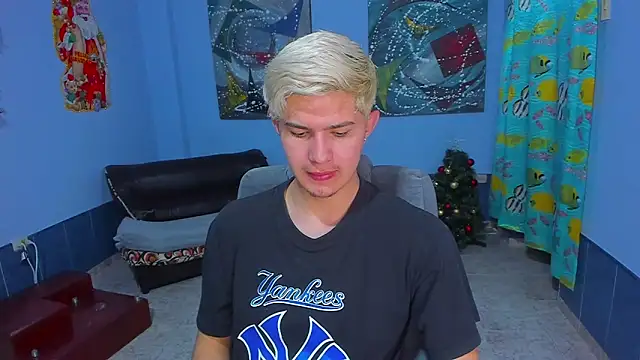 patrik 027 online show from December 2025 07:08:02 PM