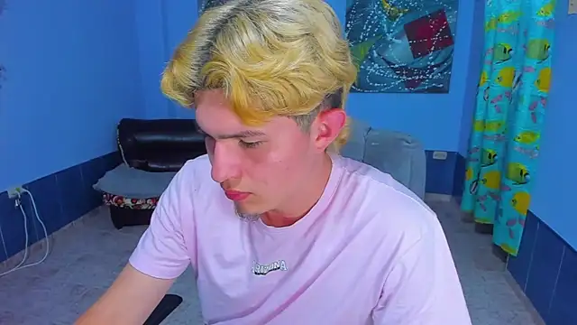 patrik 027 online show from September 2025 06:20:01 PM