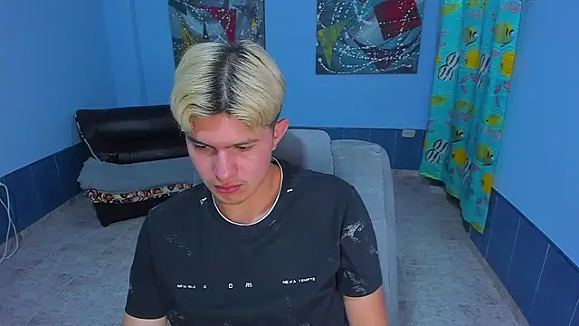 patrik 027 online show from November 2025 07:36:01 PM