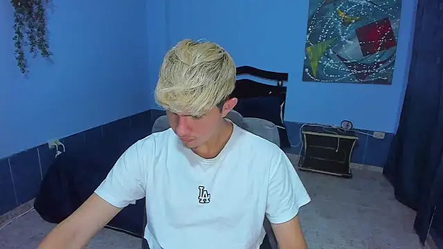 patrik 027 online show from April 2026 08:20:02 PM