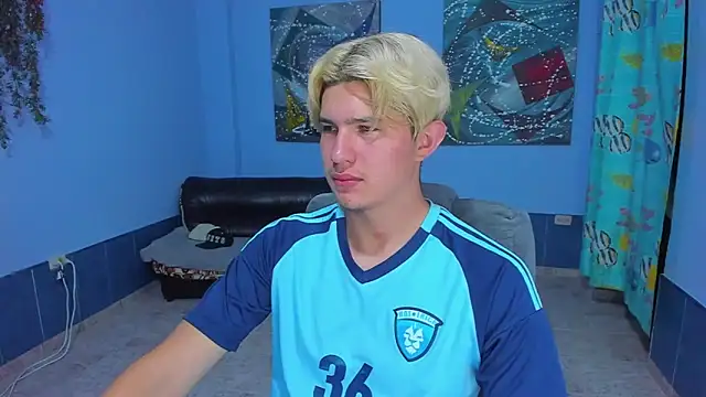 patrik 027 online show from October 2025 05:13:02 PM