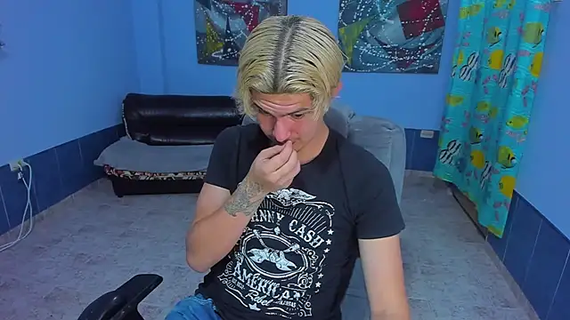 patrik 027 online show from November 2025 03:34:02 AM