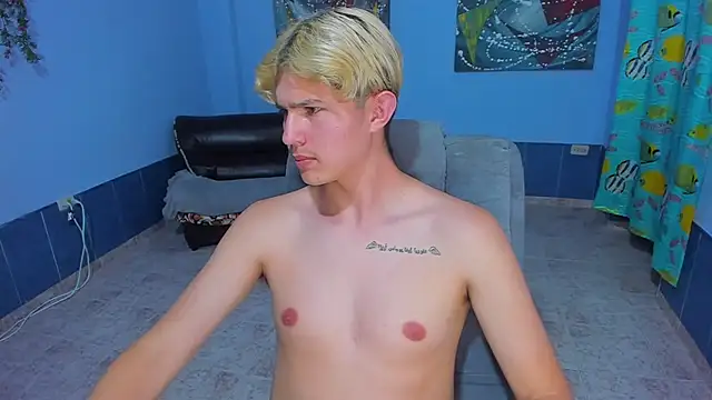 patrik 027 online show from November 2025 08:12:01 PM