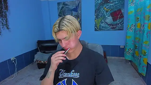 patrik 027 online show from November 2025 03:21:02 AM