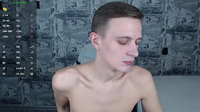 Snapshot of Oliver_Fresh chatting on May 2026 09:35:02 AM Oliver Fresh online show from May 2026 09:35:02 AM