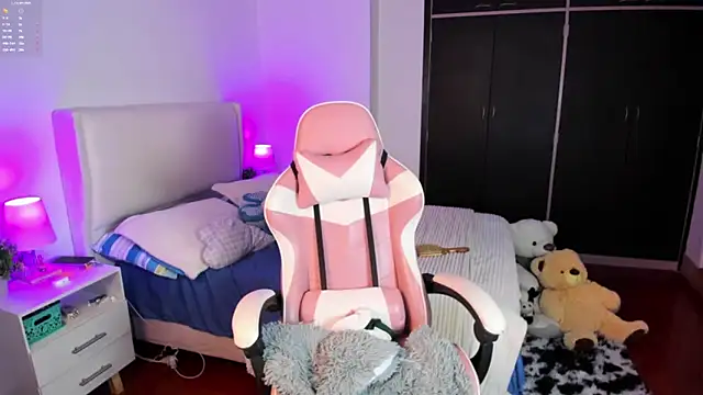 Ainhoads online show from March 2026 08:27:01 AM