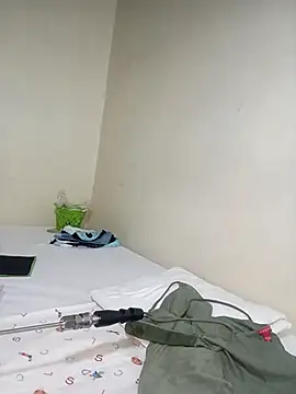 Ranny18l online show from October 2025 10:56:01 AM