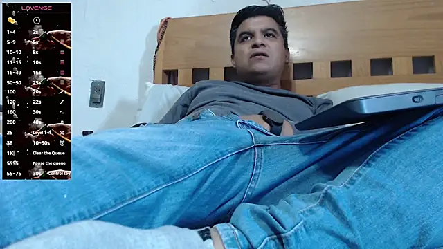 thor000089 online show from April 2026 05:17:02 PM