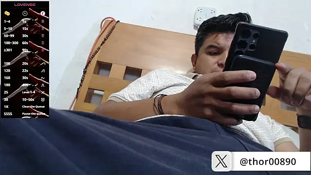 thor000089 online show from May 2026 05:54:01 PM