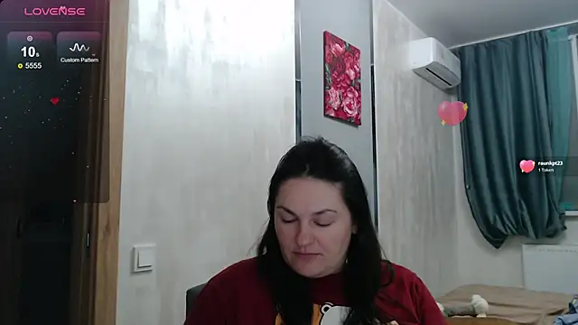 Stacy Davice online show from October 2025 04:00:01 AM